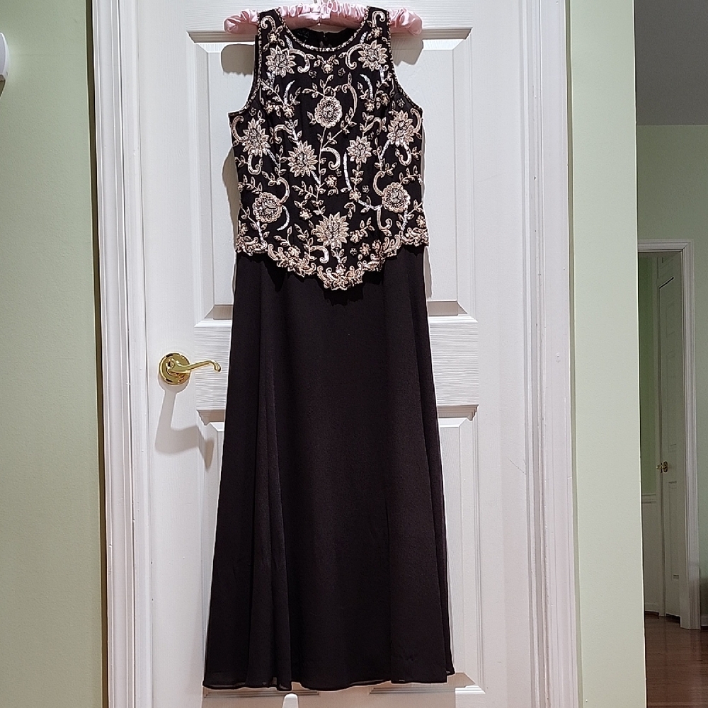 JKARA Formal Wear